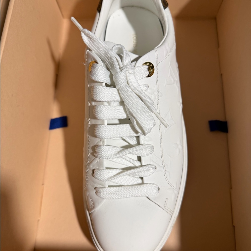 Louis Vuitton women’s sneakers time out 38.5 - Picture 6 of 13